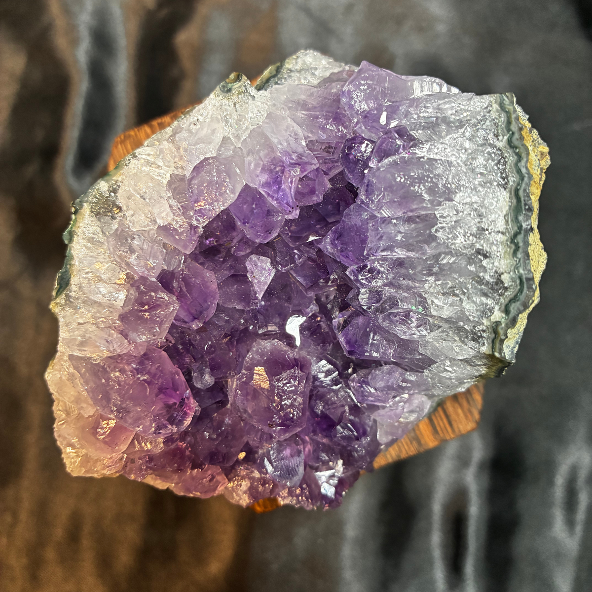 Brazilian Amethyst Cluster Freestanding 4"x3" – Deep Rich Purple Medium/High Grade
