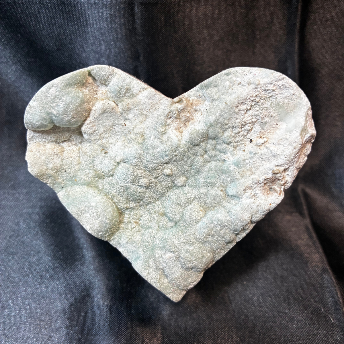 Blue Hemimorphite Heart Carving – Raw Botryoidal Face & Acrylic Stand